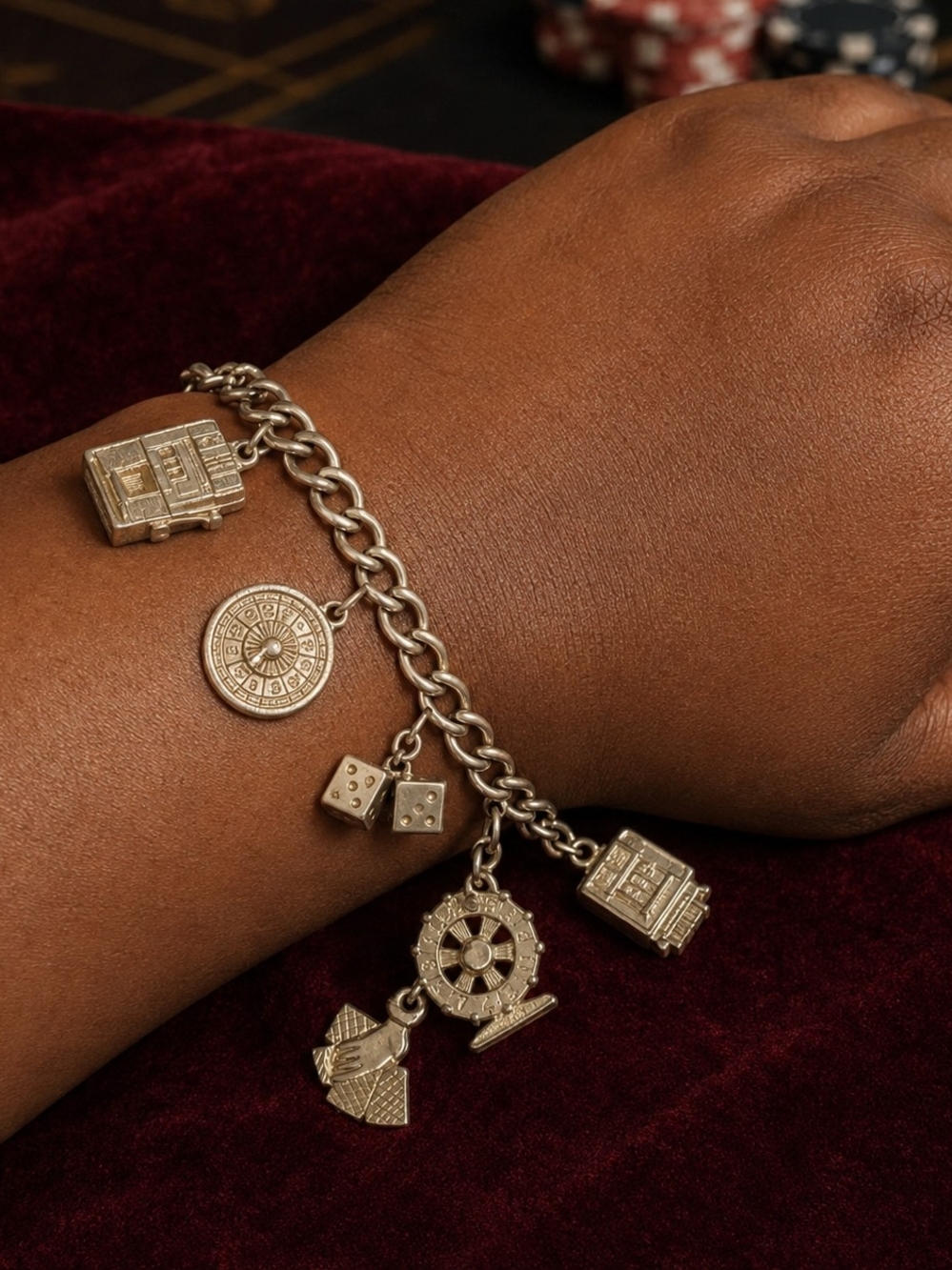Silver Tone Casino Gambling Charm Bracelet Dice Roulette 8 Inch